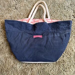 Vineyard vines tote